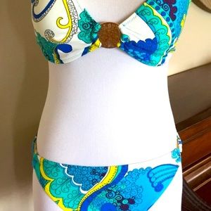 Trina Turk Size 8 Bottom & D Cup Bikini Top